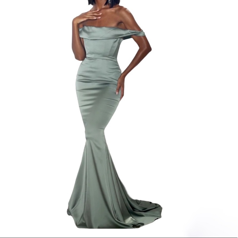 Delilah Corset Gown- Dusty Sage size 12
